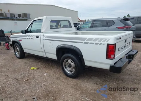 1990 Dodge Dakota Sport from USA, damaged, VIN 1B7FL69X3LS606132